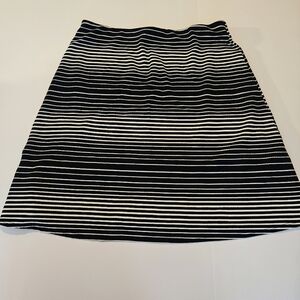 MARGARET M, Size Large, Navy & White striped skirt